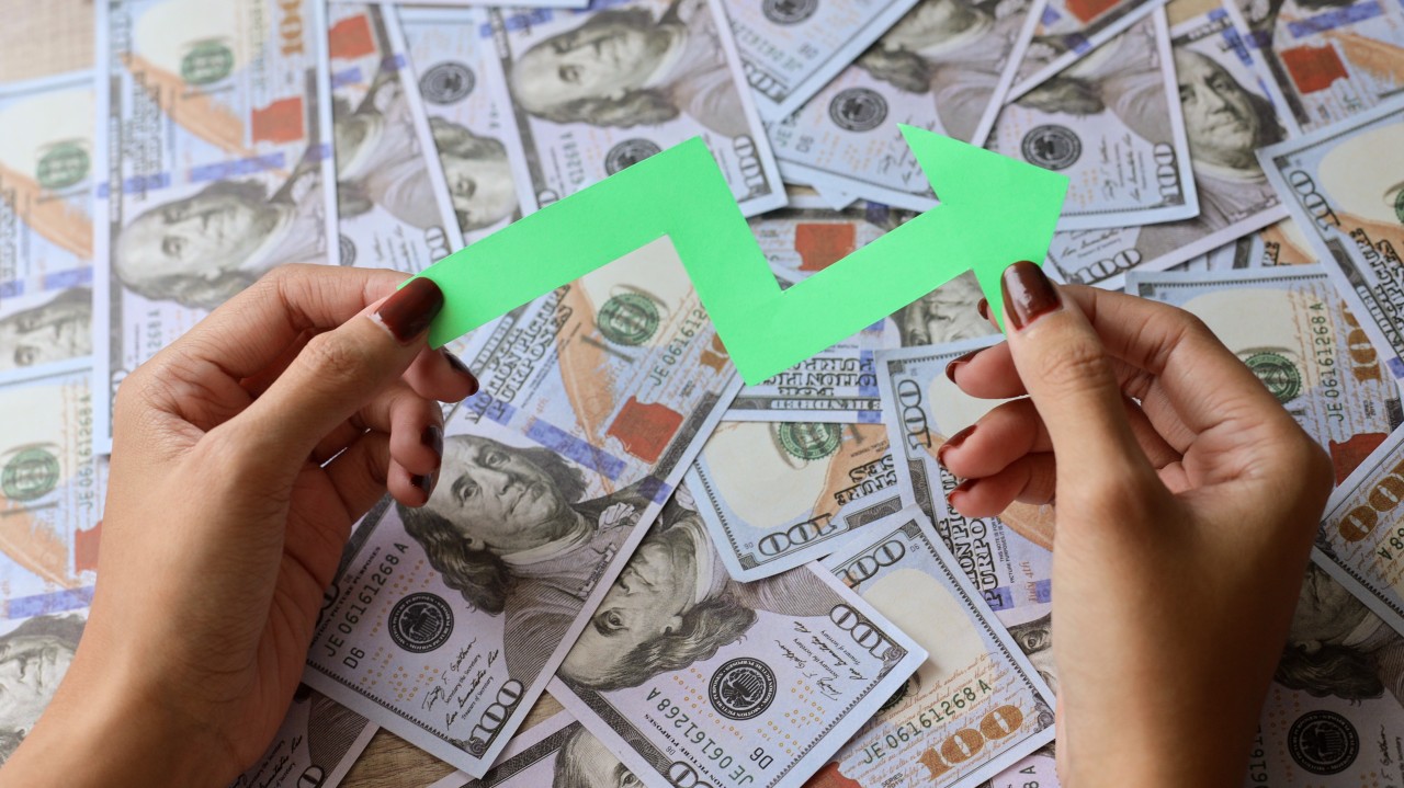 Capital Inflows Signal Guarded Optimism